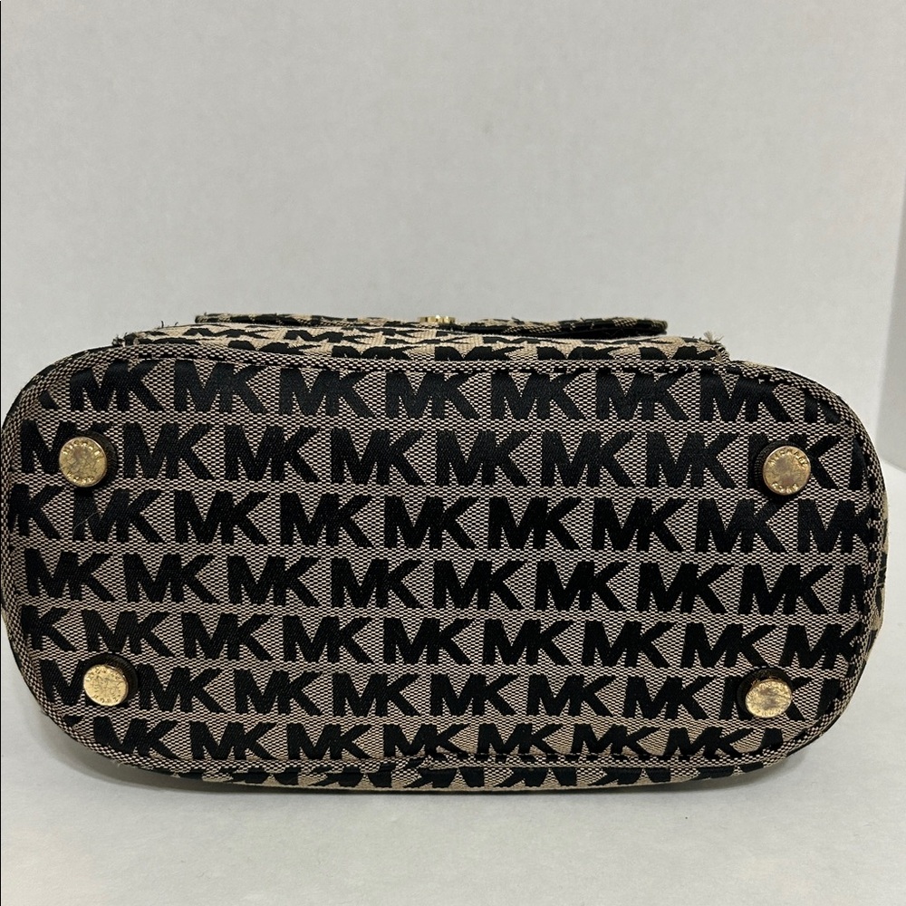 Michael Kors Black and Brown MK Logo Tote with Front Pocket - Picture 4 of 12